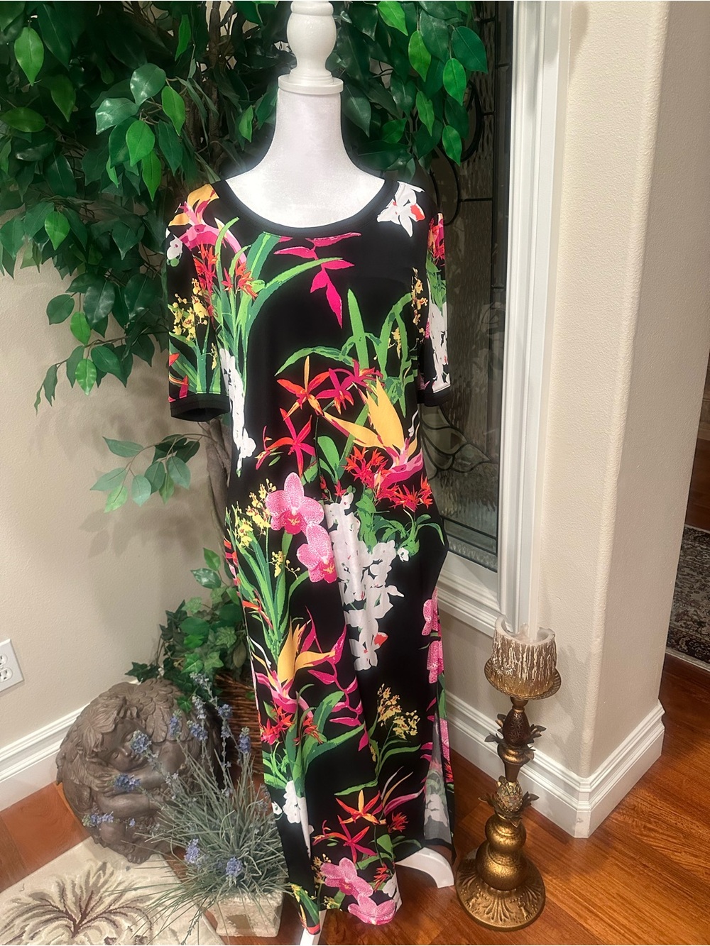G.I.L.I. Jetsetter Black Tropical Print Maxi Dress/Short Sleeve/Side Slit Sz MP